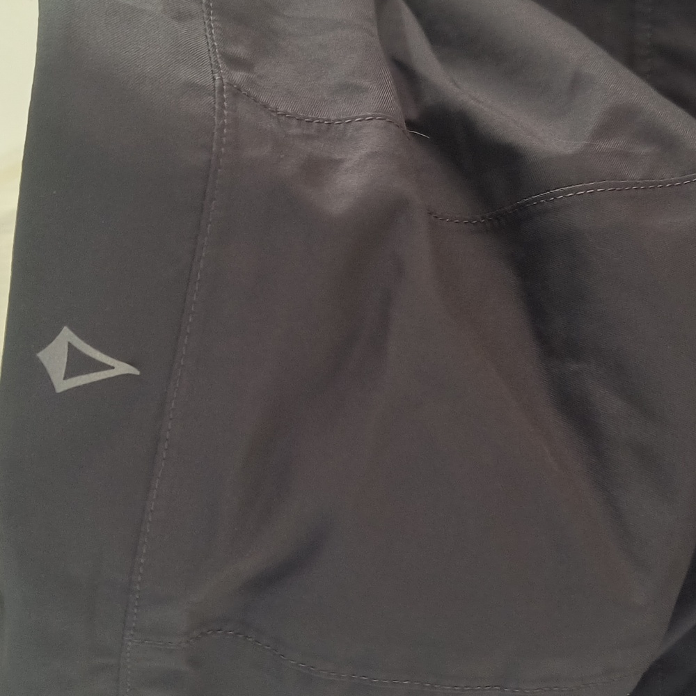 Ivivva Girls Hooded Jacket Size 14 - Picture 3 of 5